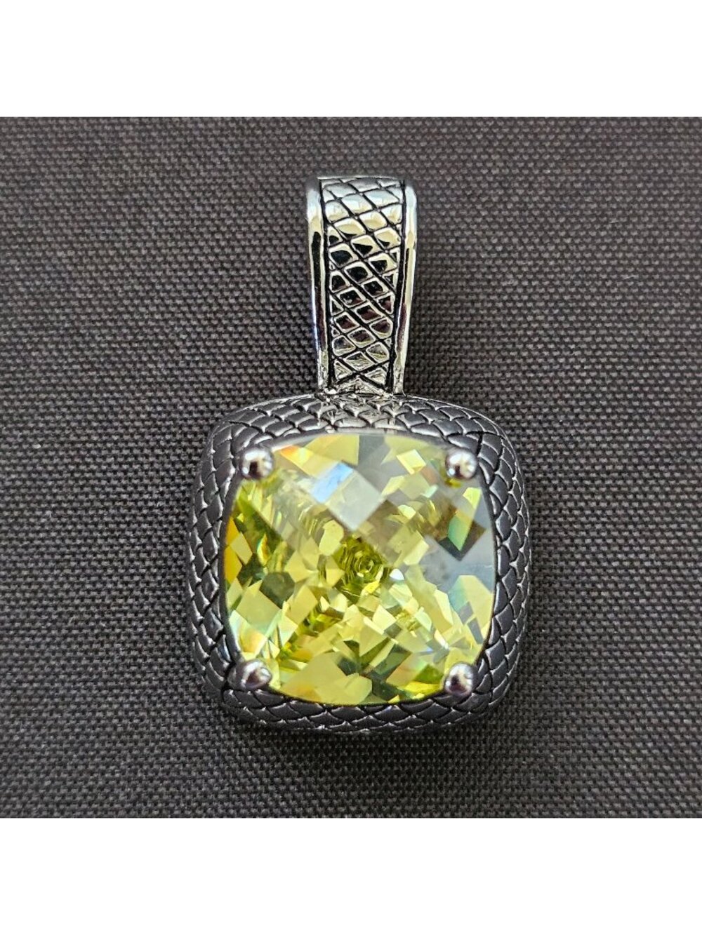 Women’s Cushion Cut Citrine Peridot Crystal Pendant Silver Tone Textured Setting